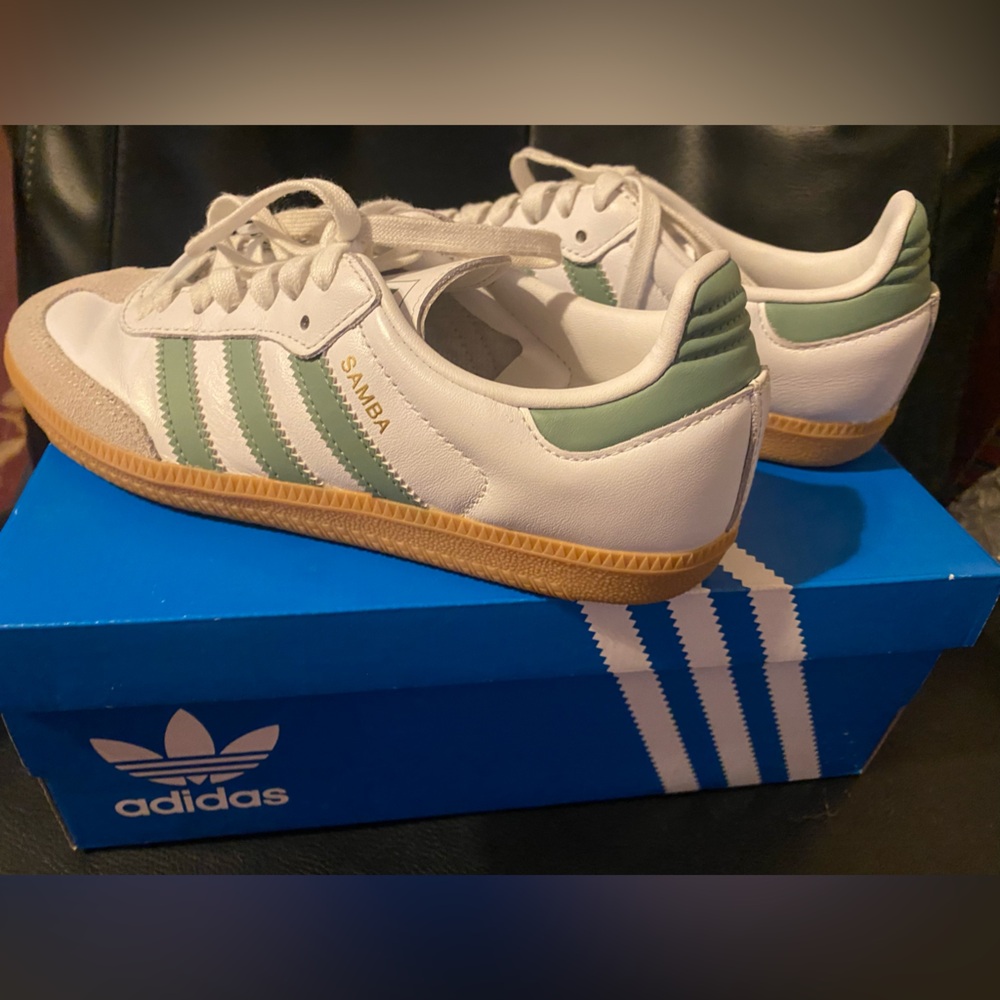 Adidas Samba White and Teal Sneakers for teens, size: 4